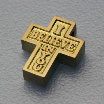 Kreuz Anhänger 18K / 750 Gold "I Believe in You"