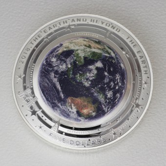 Silbermünze 1oz "Earth and Beyond 2018 - Die Erde" Polierte Platte - Coloriert (Australien)